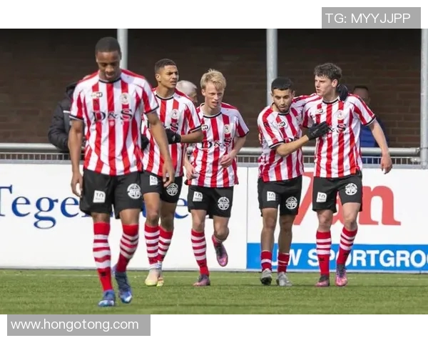 足球明星鹿特丹高清图片展示让你领略球场风采与魅力